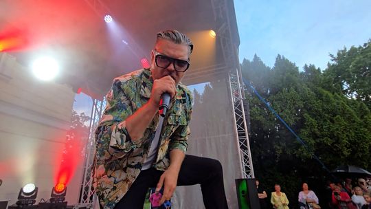 Danzel porwał publiczność w Trzebiatowie do wspólnej zabawy