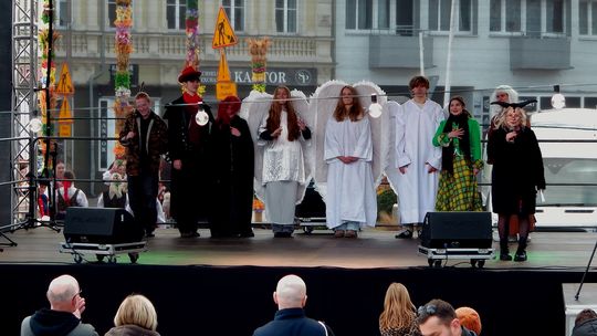 "Igraszki z diabłem" na Jarmarku Wielkanocnym