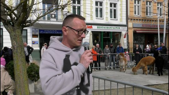 Jarmark Wielkanocny od kulis – rozmowy z wystawcami i świąteczne atrakcje