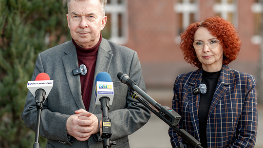 Konferencja prasowa posła Dariusza Wieczorka