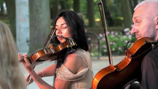Muzyczna Podróż z AQuartet