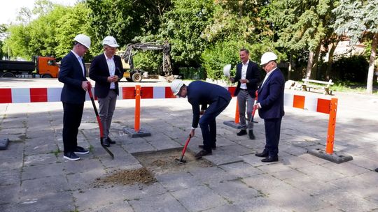Oficjalnie rozpoczęty II etap przebudowy Placu Wolności w Nowogardzie