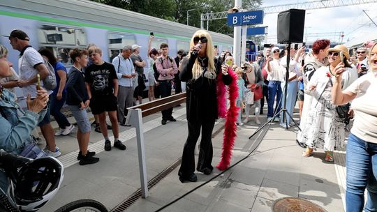Pociąg retro, parada i klimat PRL. Tak Świnoujście świętowało urodziny miasta