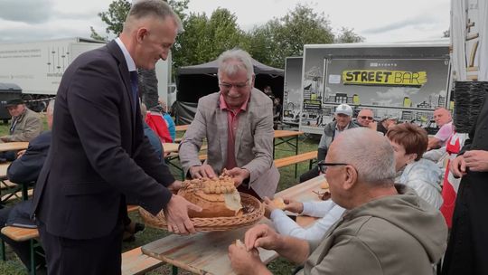 Rolnicy z gminy Nowogard świętowali w Strzelewie