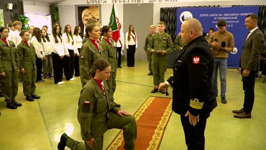 Ślubowanie i pasowanie na kadetów. Uroczystość w trzebiatowskim „Herbercie”