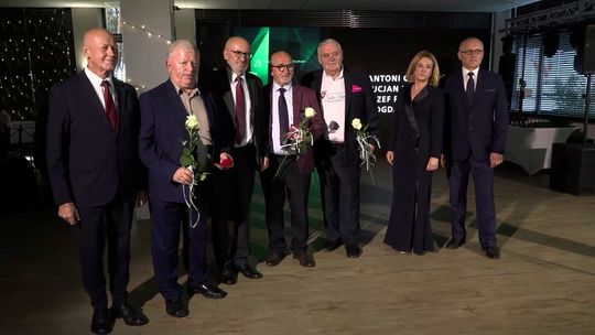 Starosta Ryszard Chmielowicz z gratulacjami dla Banku Spółdzielczego w Gryficach