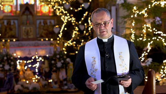 Świąteczne przesłanie i życzenia od ks. proboszcza Piotra Superlaka