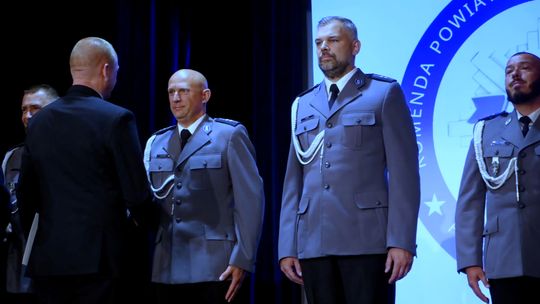 Święto Policji w Gryficach. Wręczono awanse i wyróżnienia