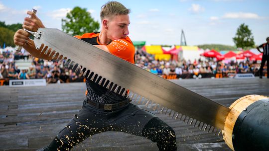 Szymon Groenwald obronił tytuł mistrza Polski drwali!