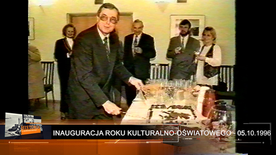 Z archiwum telewizji: Inauguracja roku kulturalno-oświatowego sprzed 30 lat