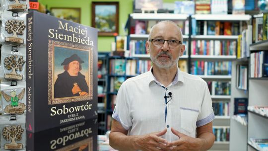 „Z górnej półki”