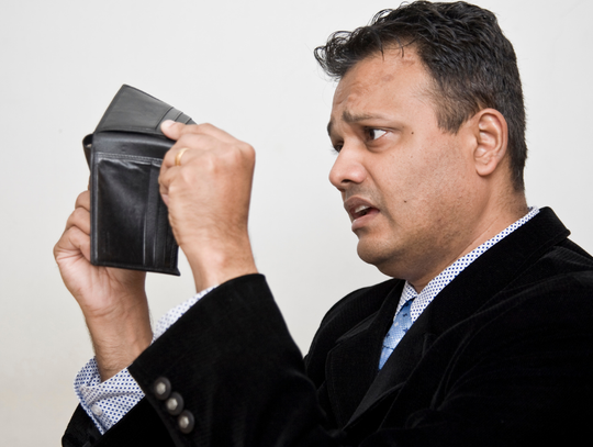 Coraz więcej bankrutów. Tak wydostajemy się ze spirali zadłużenia