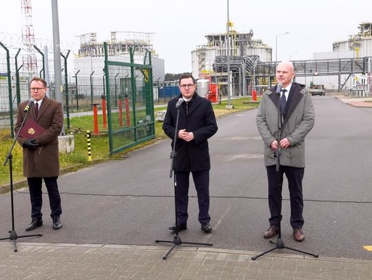 Dekada LNG – briefing prasowy w Świnoujściu Dekada LNG – briefing prasowy w Świnoujściu