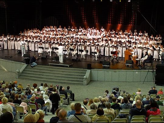 „Dekalog” Igora Jankowskiego – 300 Głosów, Jedno Przesłanie