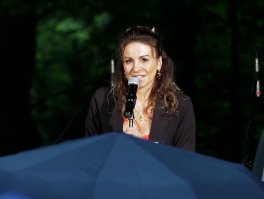 Deszczowa magia jazzu – Kasia Nova w Parku Zdrojowym