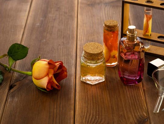 Dlaczego warto wybrać naturalne perfumy organiczne?