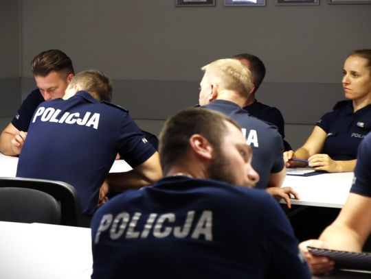 Dodatkowe pieniądze dla policjantów. Ale tylko dla wielkomiejskich