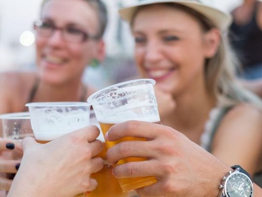 Dożynki bez alkoholu? Takim zakazem mają się zająć politycy Dożynki bez alkoholu? Takim zakazem mają się zająć politycy