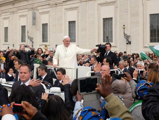 Franciszek abdykuje? Zaskakujące wieści ze Stolicy Apostolskiej