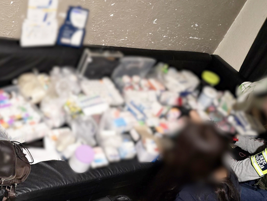 Hormony i sterydy. Handlarze podrabianymi lekami w rękach policji