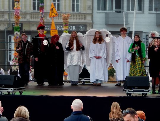 "Igraszki z diabłem" na Jarmarku Wielkanocnym