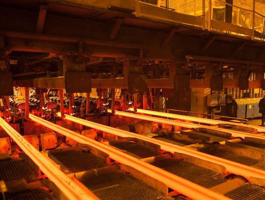 Jakie elementy wykonuje się metodą kucia na zimno?