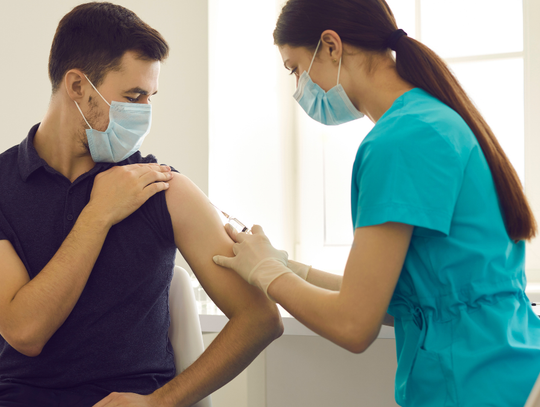 Już możesz się zaszczepić przeciwko COVID-19. Szczepionki czekają Już możesz się zaszczepić przeciwko COVID-19. Szczepionki czekają