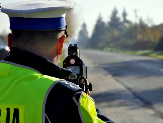 Kierowca audi chciał zakpić z policjantów. Źle się to dla niego skończyło