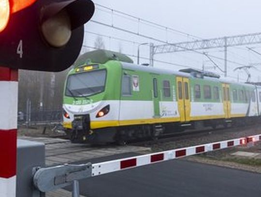 Koniec z trąbieniem pociągów przed przejazdami. Ale nie wszystkimi