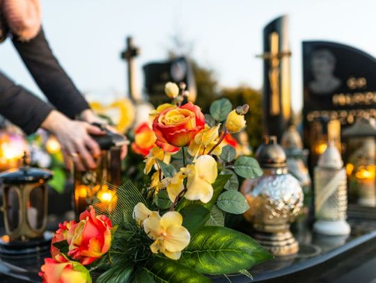 Kościół przywłaszczył sobie Wszystkich Świętych? Więcej w tym plotek niż prawdy