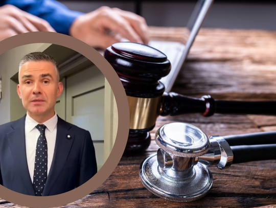 Kryzys zaufania. Polacy pokazali sądom czerwoną kartkę Kryzys zaufania. Polacy pokazali sądom czerwoną kartkę