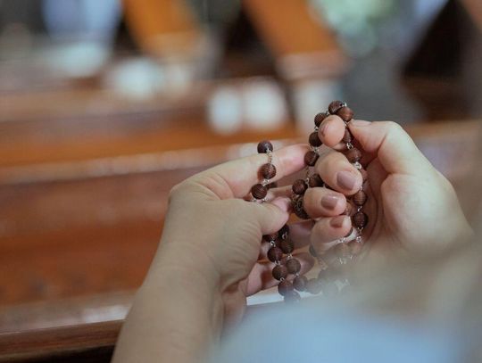 Lekcje religii wracają na plebanię? Kościół reaguje na zmiany