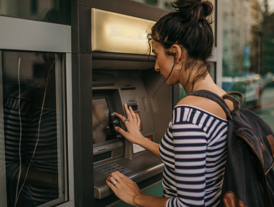 Limit wypłat z bankomatów. Sprawdź, od czego zależy Limit wypłat z bankomatów. Sprawdź, od czego zależy