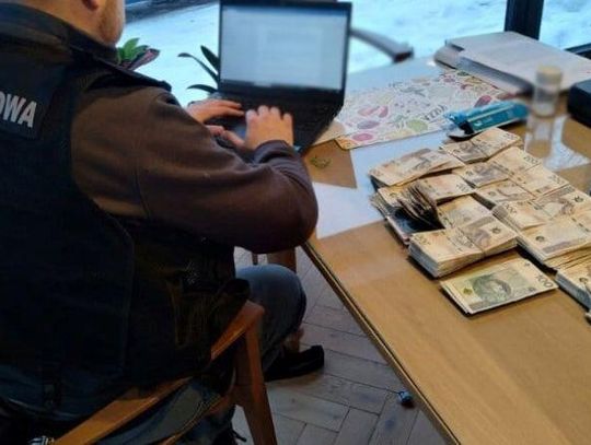 Loterie tylko z nazwy. Służby zatrzymały influencerów. Posypały się zarzuty