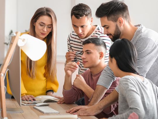 Matura 2026 na wagę kosztownych korepetycji. Tyle trzeba zapłacić