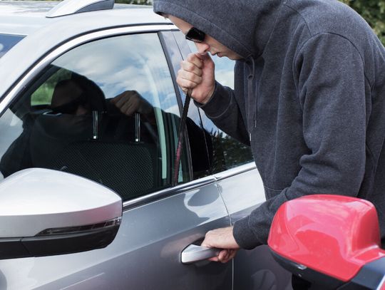 Mniej kradzieży aut w Polsce. Jedna marka wciąż na topie
