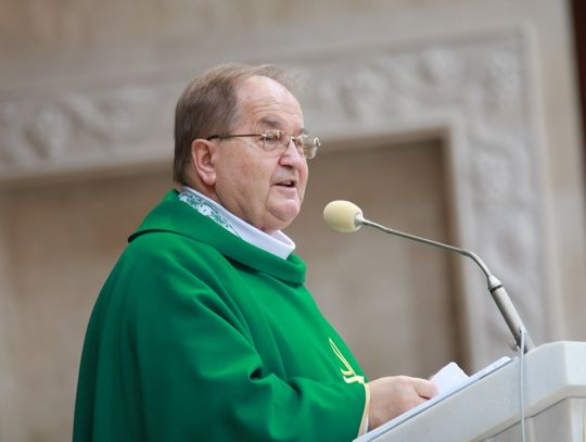 Nastolatek wygrał w sądzie z ojcem Rydzykiem. I to już drugi raz