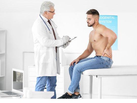 NFZ na krawędzi. Bez odważnych decyzji będzie tylko gorzej