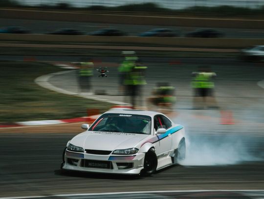 Nowe przepisy drogowe nie wszystkim się podobają. Dlaczego? Nowe przepisy drogowe nie wszystkim się podobają. Dlaczego?