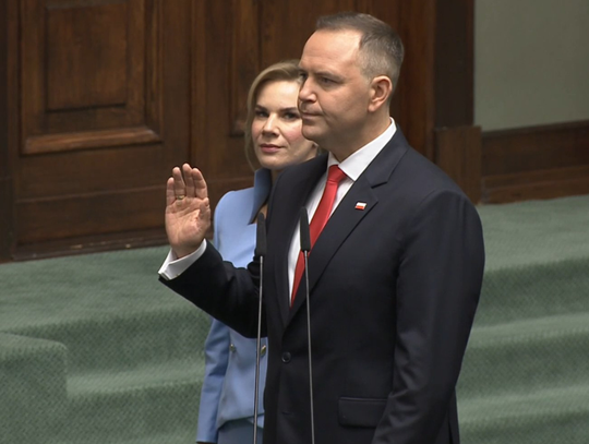 Nowy prezydent Polski złożył przysięgę i ogłosił swój program Nowy prezydent Polski złożył przysięgę i ogłosił swój program