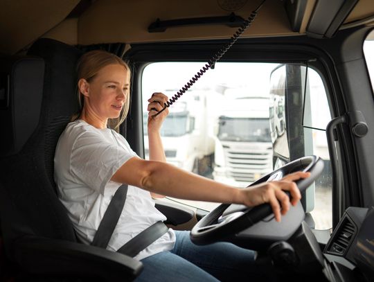 OC przewoźnika w kraju i za granicą - jak kupić online? OC przewoźnika w kraju i za granicą - jak kupić online?