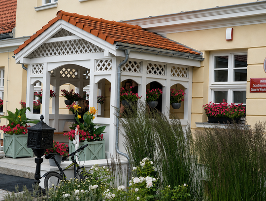 Ogrody Przelewice zmieniają się nie do poznania.  Inwestycja za ponad 20 mln zł nabiera tempa.