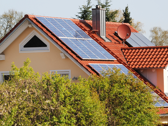 Oszuści pukają do drzwi. Sprawdź, kogo wpuszczasz na swoją posesję Oszuści pukają do drzwi. Sprawdź, kogo wpuszczasz na swoją posesję