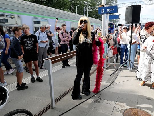 Pociąg retro, parada i klimat PRL. Tak Świnoujście świętowało urodziny miasta