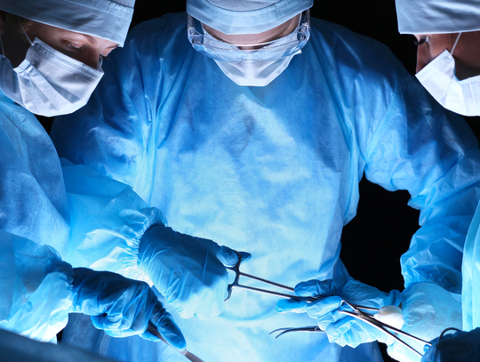 Przenoszą zabiegi na kolejny rok. A kolejki pacjentów rosną Przenoszą zabiegi na kolejny rok. A kolejki pacjentów rosną