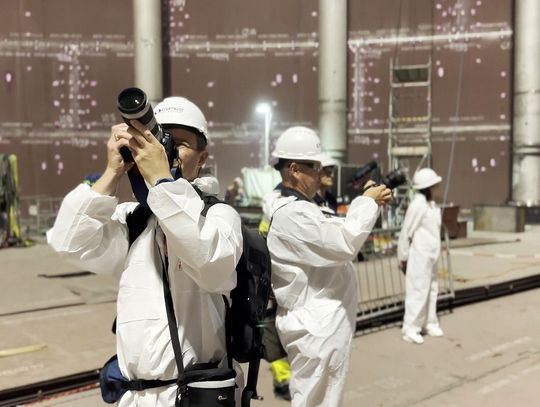 Reporterski zwiad po wnętrzu trzeciego zbiornika LNG