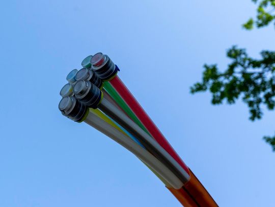 Słupek na mufę światłowodową ? jak wybrać właściwy model?