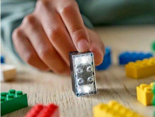 Smart klocek LEGO. Technologia ukryta w zabawie