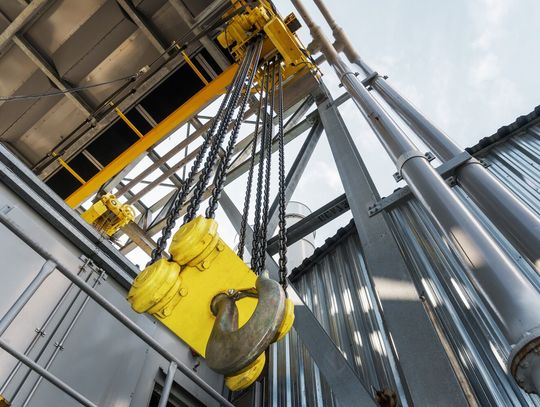 Suwnice półbramowe ? gdzie znajdują zastosowanie Suwnice półbramowe ? gdzie znajdują zastosowanie