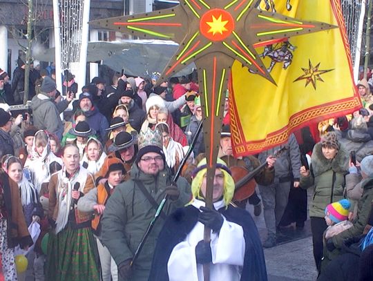 Świnoujście świętowało Objawienie Pańskie. Zobacz relację z Orszaku Trzech Króli